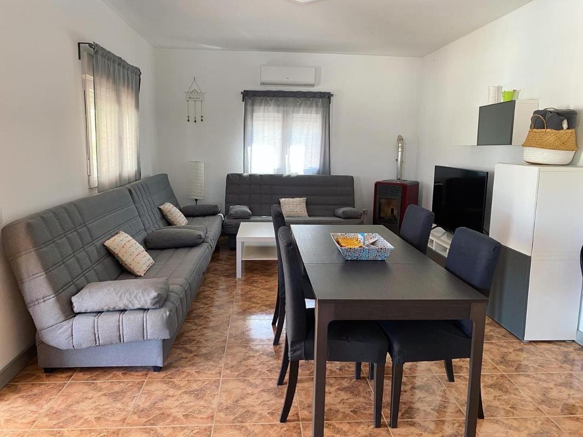 Casa Con Piscina, Villa Alarilla Fuentiduena de Tajo Екстериор снимка
