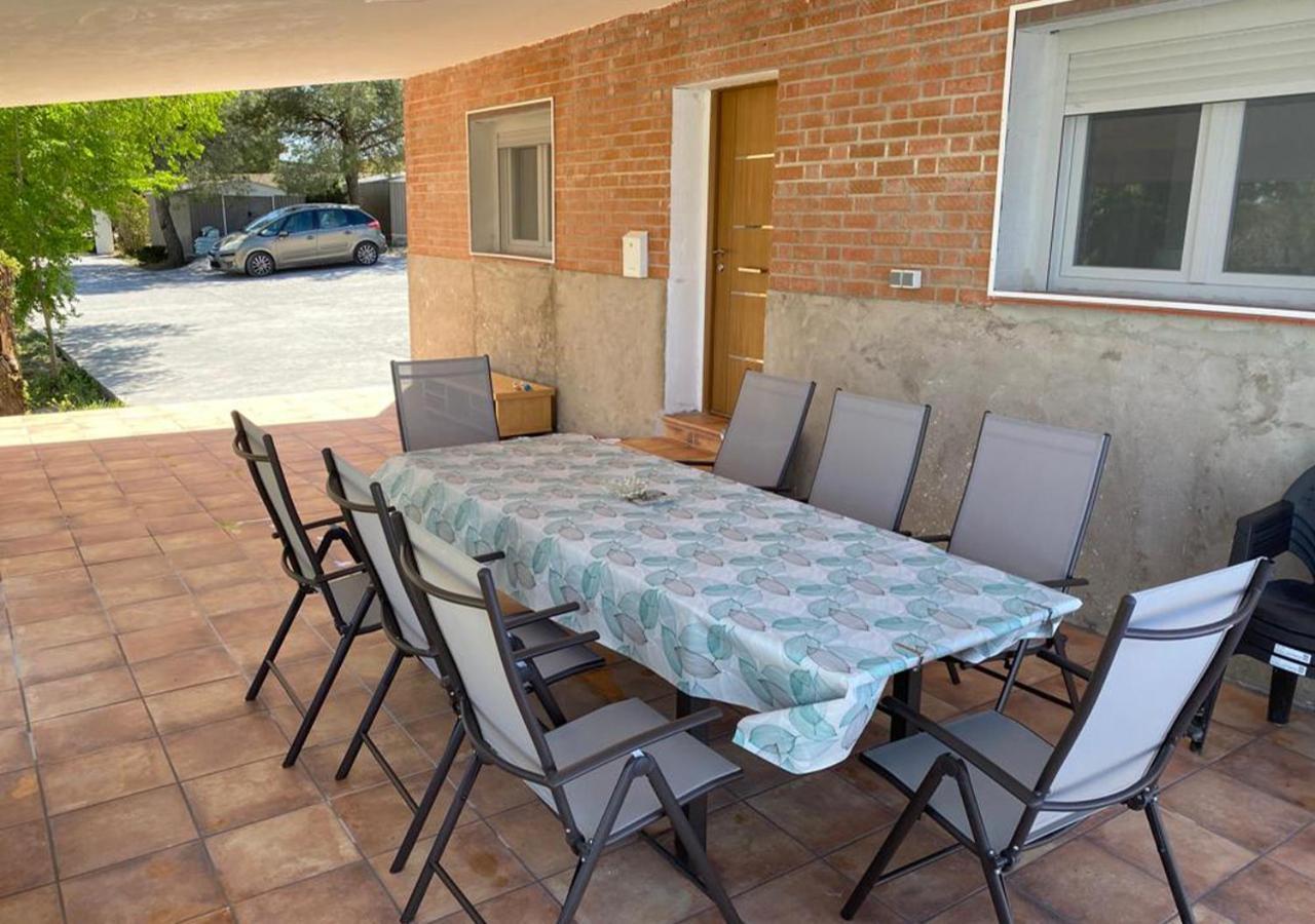 Casa Con Piscina, Villa Alarilla Fuentiduena de Tajo Екстериор снимка